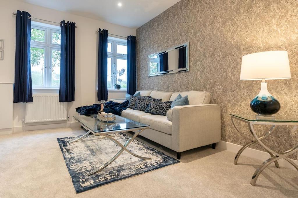 Luxury Living Away From Home Redhill  Zewnętrze zdjęcie